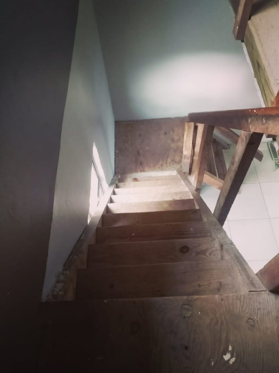 5 Bedroom Property for Sale in Scenery Park Eastern Cape